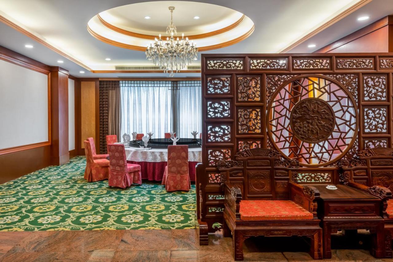 Crowne Plaza Zhanjiang Kang Yi, An Ihg Hotel Экстерьер фото